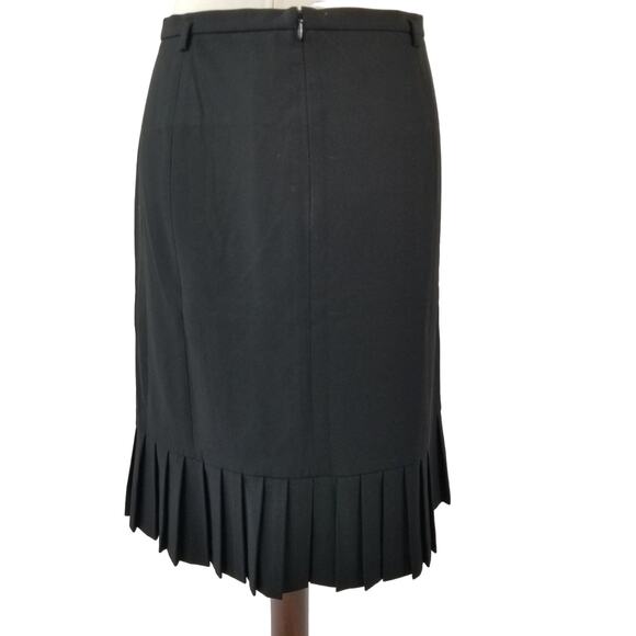 Talbots Black Pleated Ruffle Hem Lined Rear Zip Skirt NEW Size 14 P - Picture 2 of 6